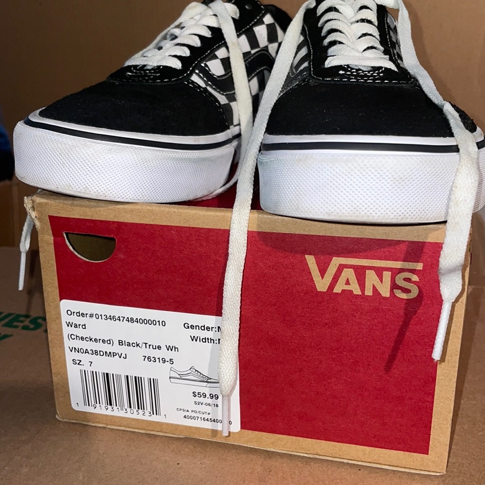 Checkered Men’s Vans